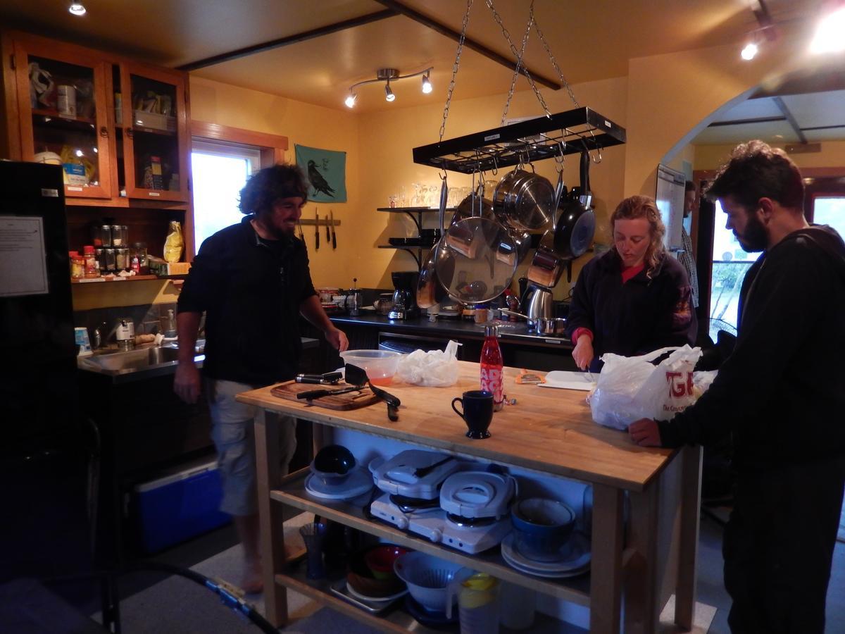 Wanderer'S Inn Backpackers Hostel Haines Junction Extérieur photo